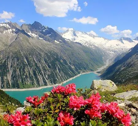 Schwarzer Adler Hotel 3*